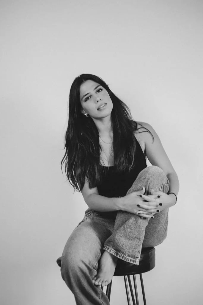 Dra. Paula Filgueira Especialista em longevidade, com foco em saúde feminina, síndrome metabólica, SOP, menopausa e intestino.